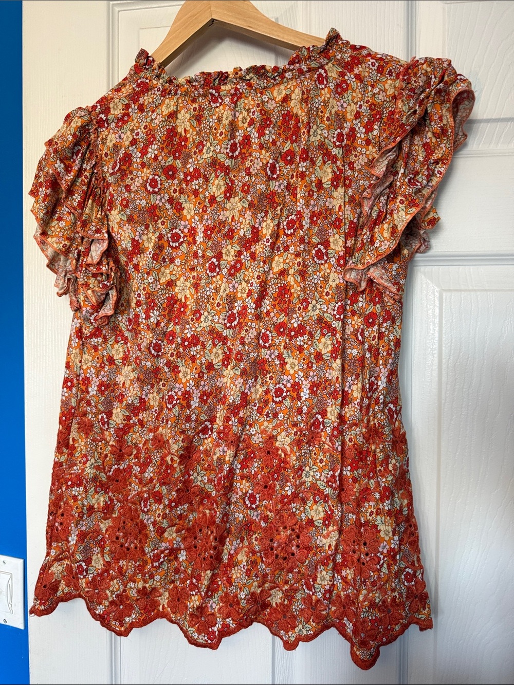 Solitaire Rust Floral Eyelet V-Neck Ruffle Sleeve Blouse - Picture 4 of 5